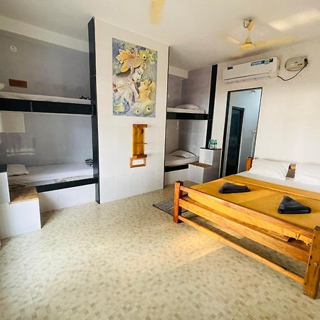 The La Mer Beach Resort Гокарна Екстер'єр фото